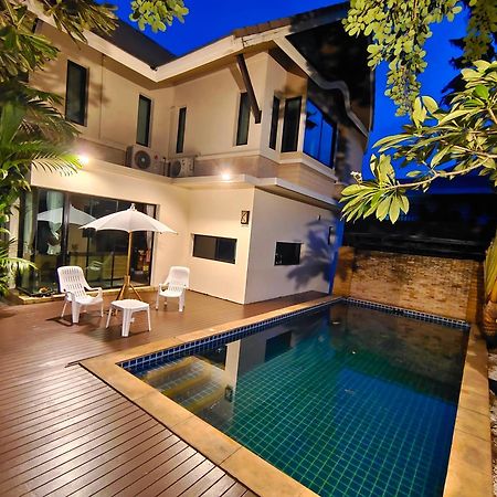 Baan Natcha Villa Pattaya ภายนอก รูปภาพ