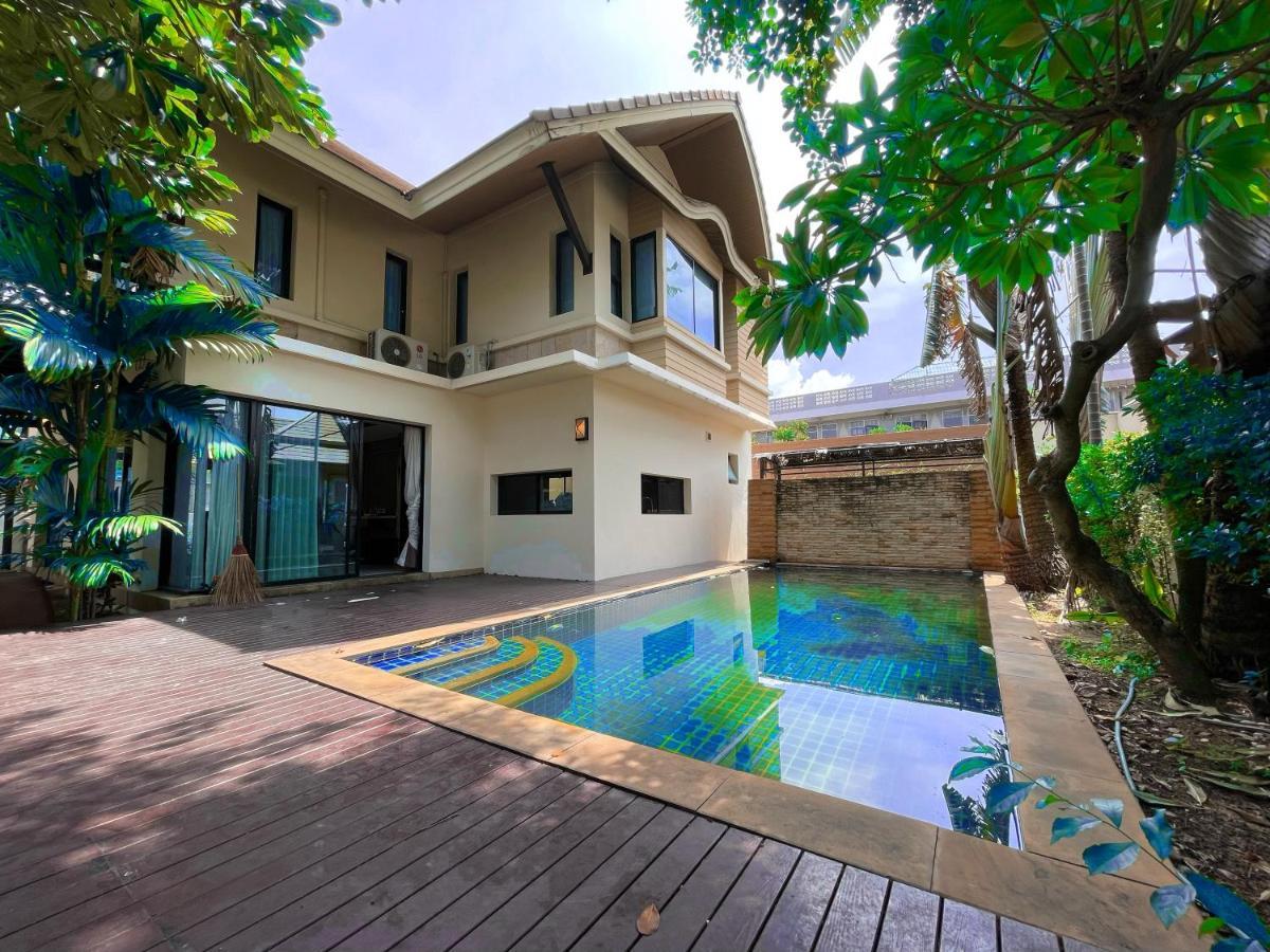 Baan Natcha Villa Pattaya ภายนอก รูปภาพ